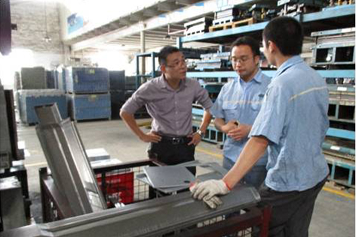 现场点检，现场问责，监督出执行力